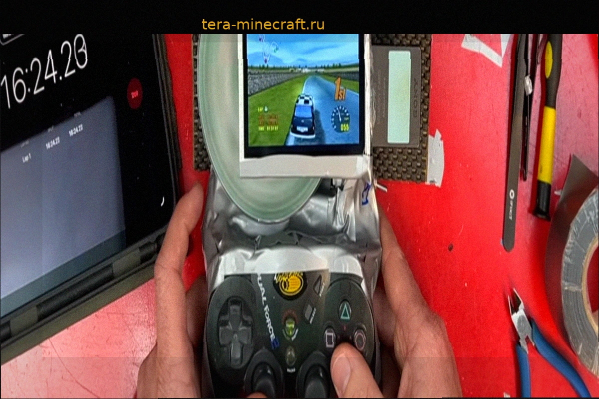 Портативная PS2 своими руками: уникальный моддинг, поражающий функциональностью